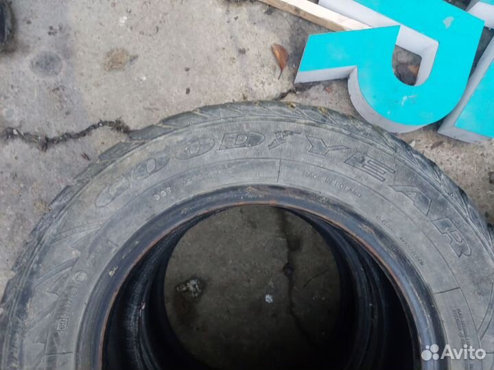 Goodyear Aquatred 175/70 R13
