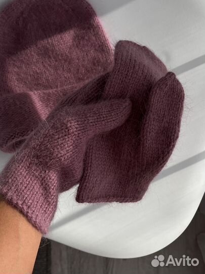 Комплект шапка бини и варежки из норки