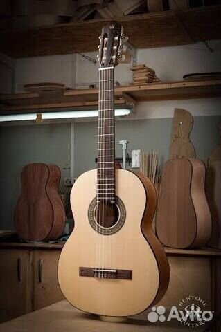 NewTone Lantana Cl Классическая гитара из массива