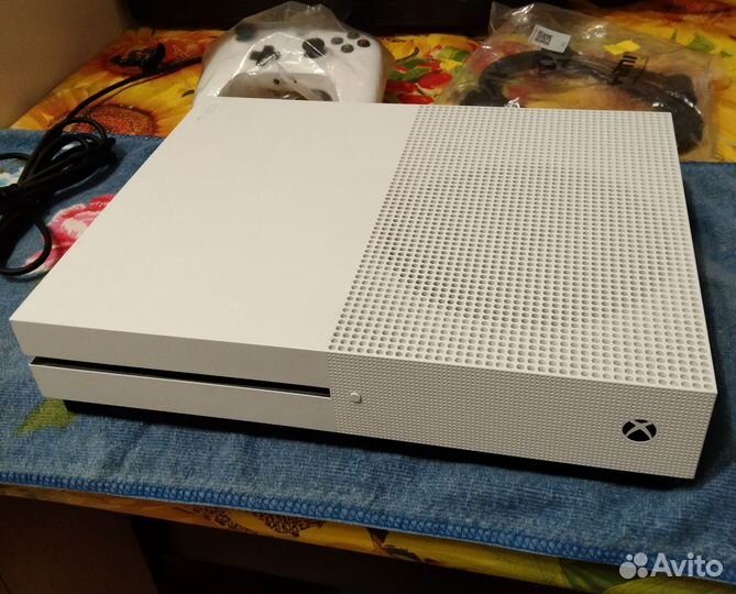 Xbox One s 1tb