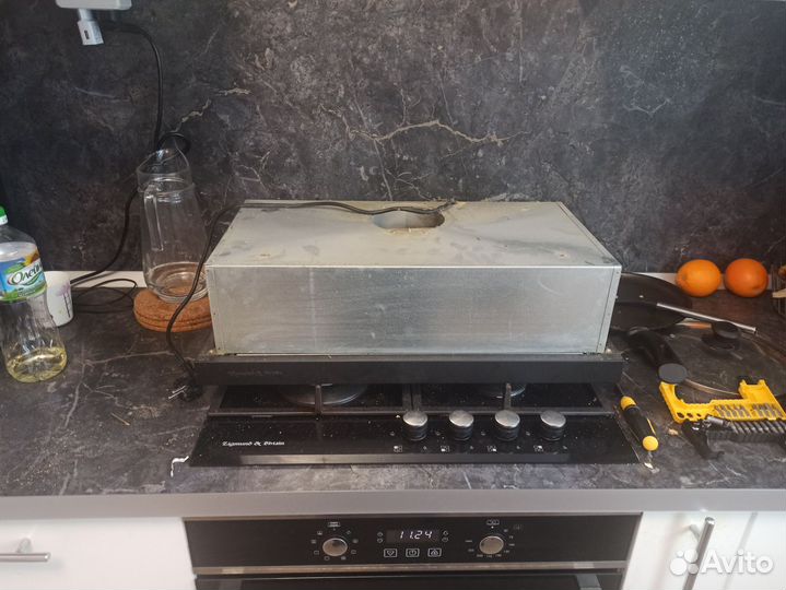 Кухонная вытяжка бу