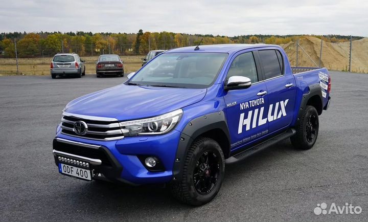 Расширители арок на Toyota Hilux c 2015