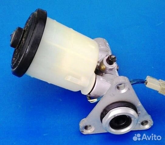 Цилиндр тормозной Тойота Королла 1989