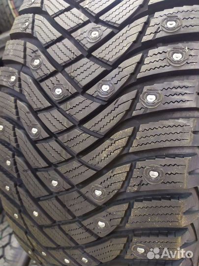 Goodyear UltraGrip Arctic 2 SUV 235/60 R18