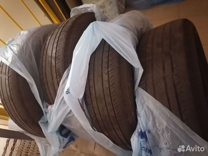 Bridgestone B65 225/65 R17