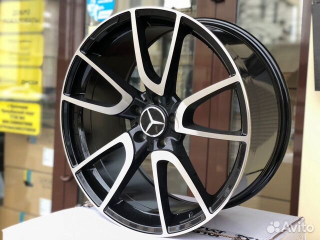 Стильные диски на Mercedes R20 GL GLS
