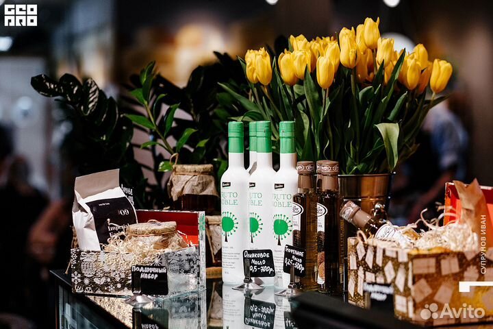 Хостес в ресторан