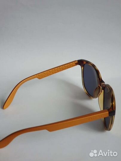 Очки солнцезащитные женские Carrera Италия новые