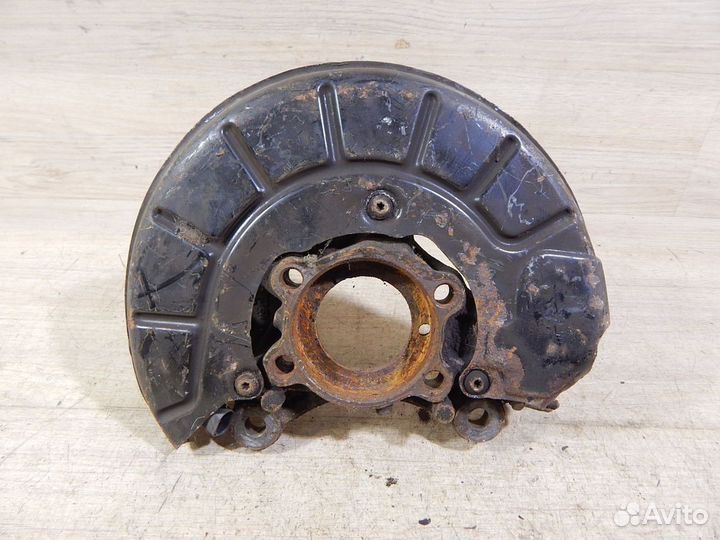 Кулак поворотный передний левый Vw Touran