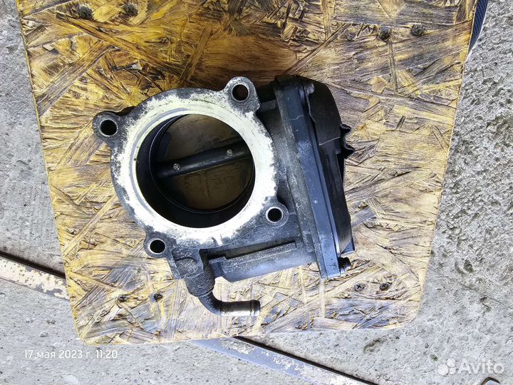 Дроссельная заслонка Лансер 10