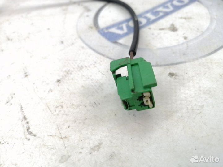 Датчик ABS Volvo S60 S80 V70 XC70 задний правый