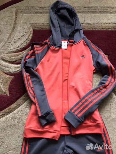 Спортивный костюм