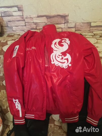 Женский костюм спортивный