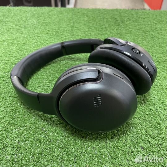 Bluetooth - наушники JBL Tour One M2 (Р)