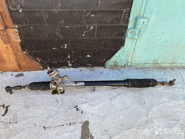Рулевая рейка Skoda Superb 1