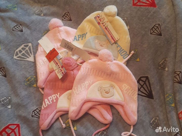 Шапка детская новая