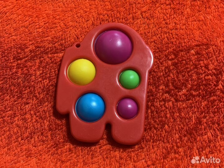 Поп ит амонг ас