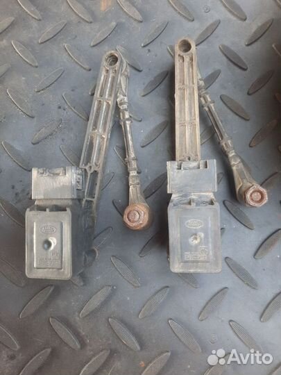 Датчик высоты дорожного просвета Range Rover 3