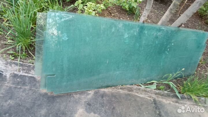 Дверь стеклянная