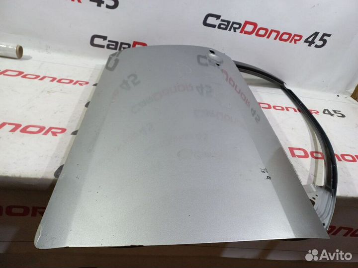 Дверь передняя правая б/у для Nissan Primera (8010