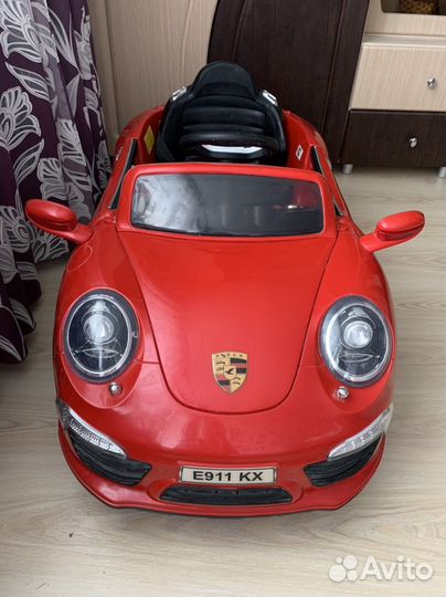 Детский электромобиль