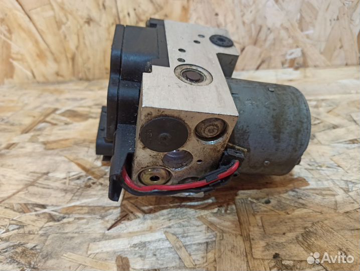 Блок ABS Volkswagen, Audi 8e0614111T