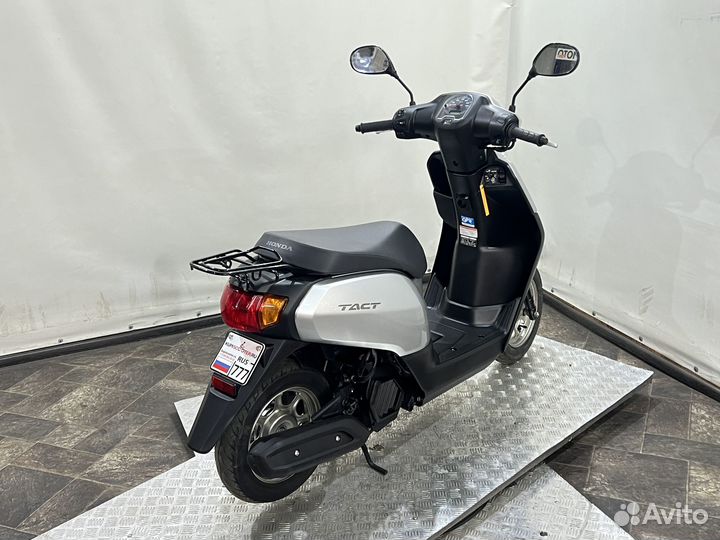 Скутер Honda Tact PGM-FI AF79 (2016г.в.)