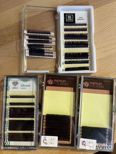 Для наращивания ресниц и ламинирования бровей