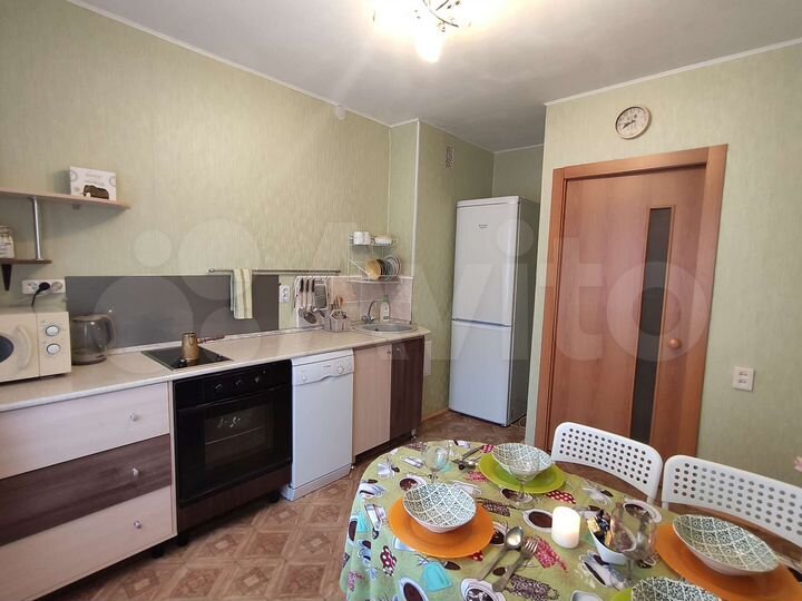 2-к. квартира, 50 м², 1/11 эт.
