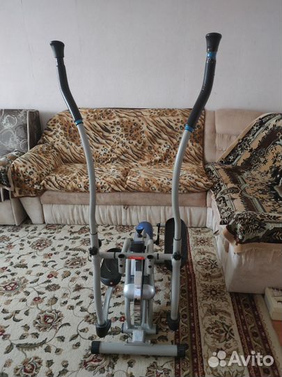 Эллиптический тренажер Orbitrek