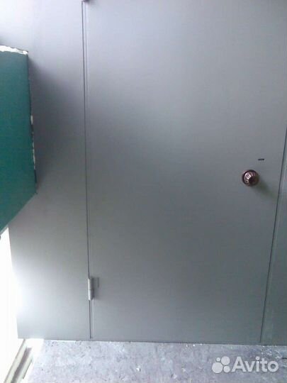 Тамбурные двери металлические перегородки