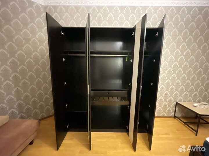 Спальный гарнитур из массива дерева бу