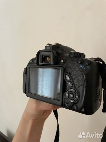 Зеркальный фотоаппарат canon 650d