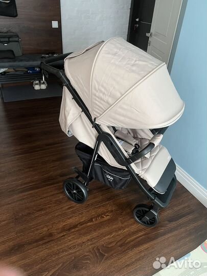 Прогулочная коляска mowbaby