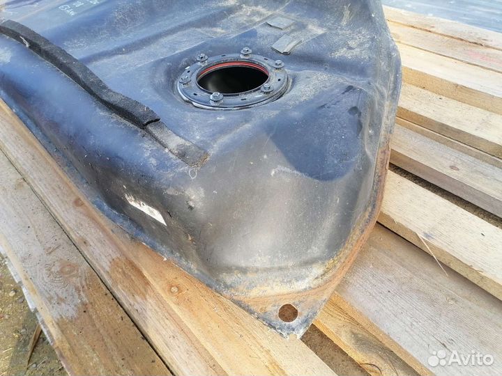 Mercedes CL W216 Бак топливный с горловиной