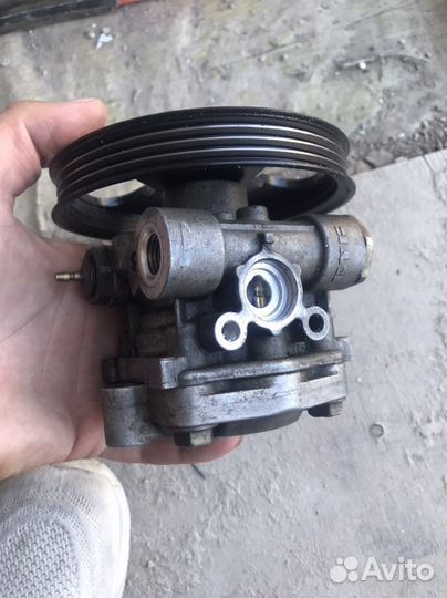 Насос гур Mazda 323