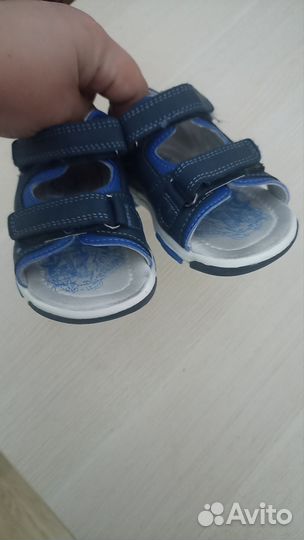 Сандалии детские