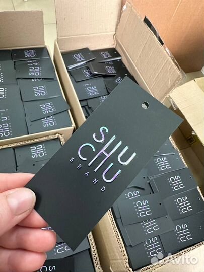 Пакеты с логотипом.Бирки бумажные, пришивные