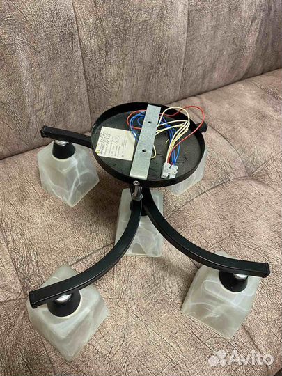 Люстра потолочная