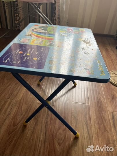 Детский столик и стульчик