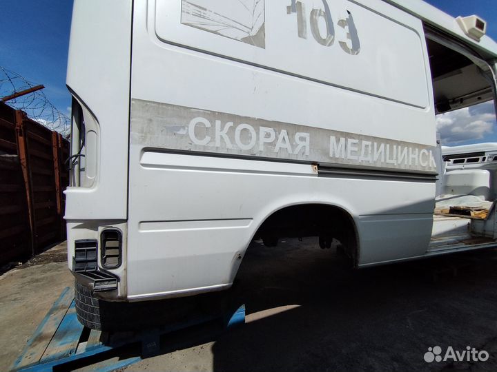 Задняя правая стойка Мерседес спринтер классик 909