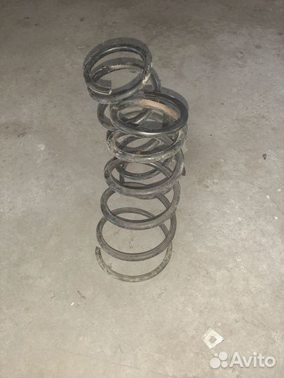 Пружины задние на Грацию sxv20