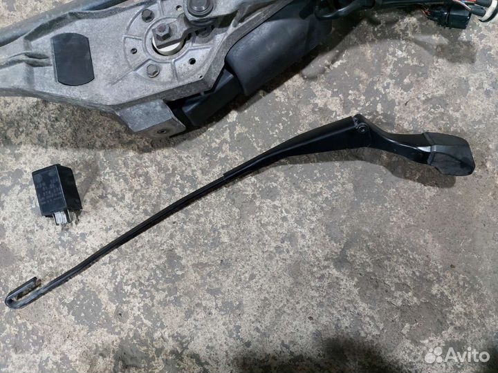 Трапеция стеклоочистителей BMW E34