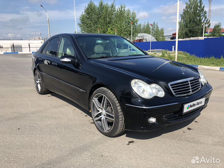 Mercedes-Benz C-класс 2.6 AT, 2004, 314 119 км
