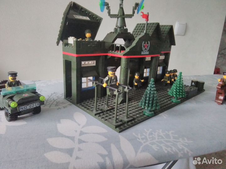 Lego Военный замок