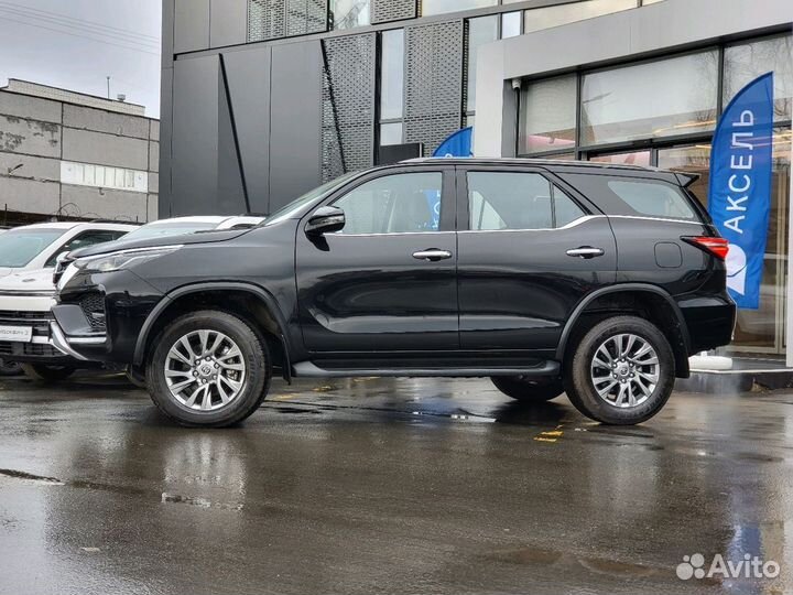 Toyota Fortuner 2.8 AT, 2022, 50 км