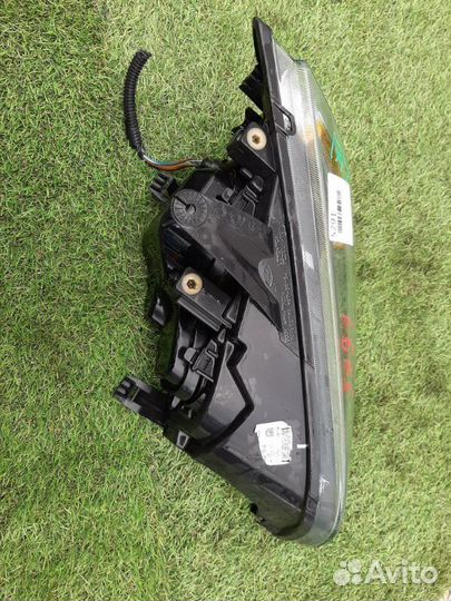 Фара левая Ford Focus 2 2005/2006/2007/2008