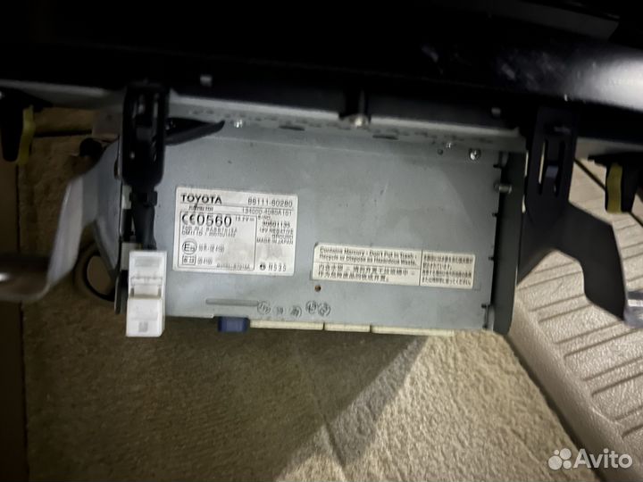 Головное устройство (гу) toyota LC200