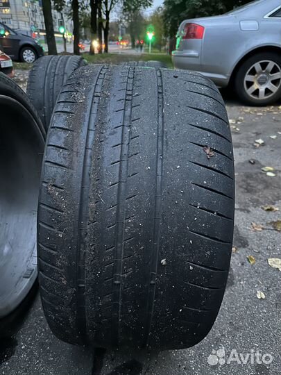 Michelin Pilot Sport Cup 2 245/35 R20 и 305/30 R20
