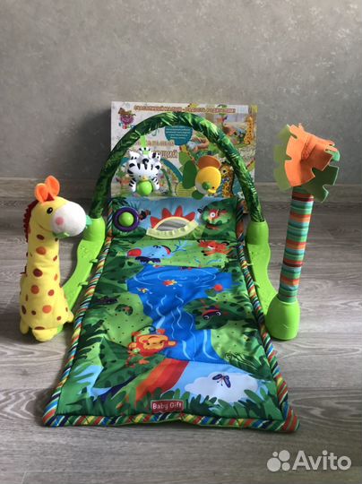 Детский развивающийся коврик